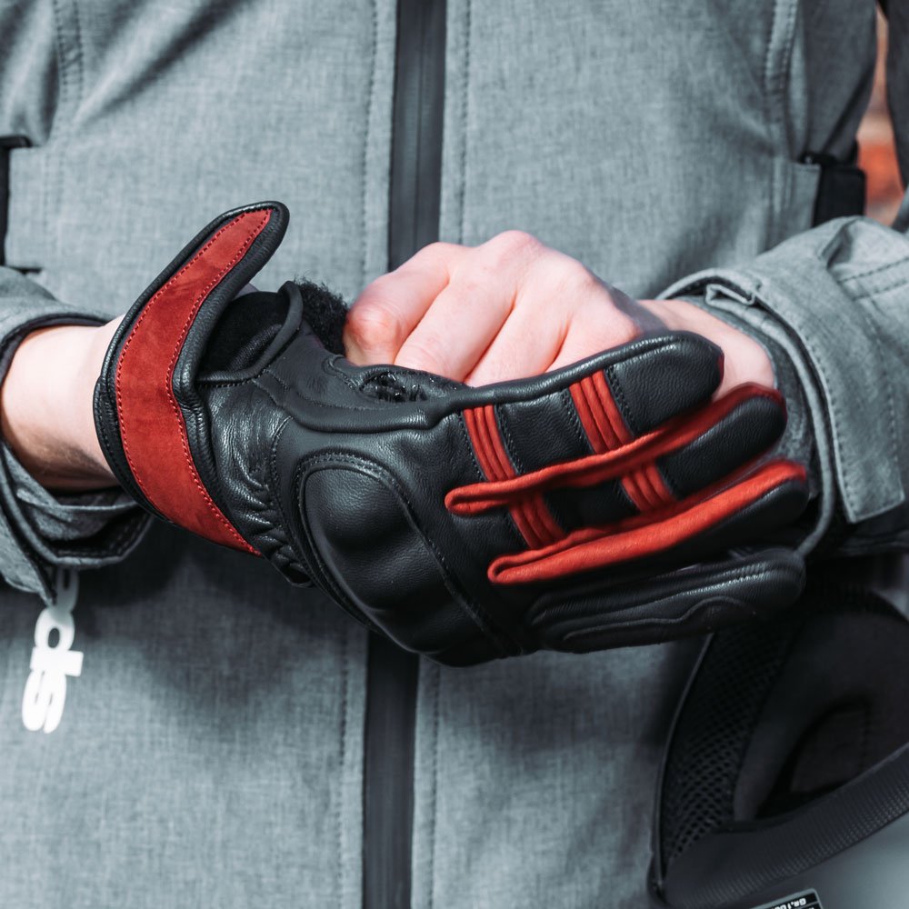 Spada Bennett CE Ladies Leather Gloves Black Burgundy - Image 3