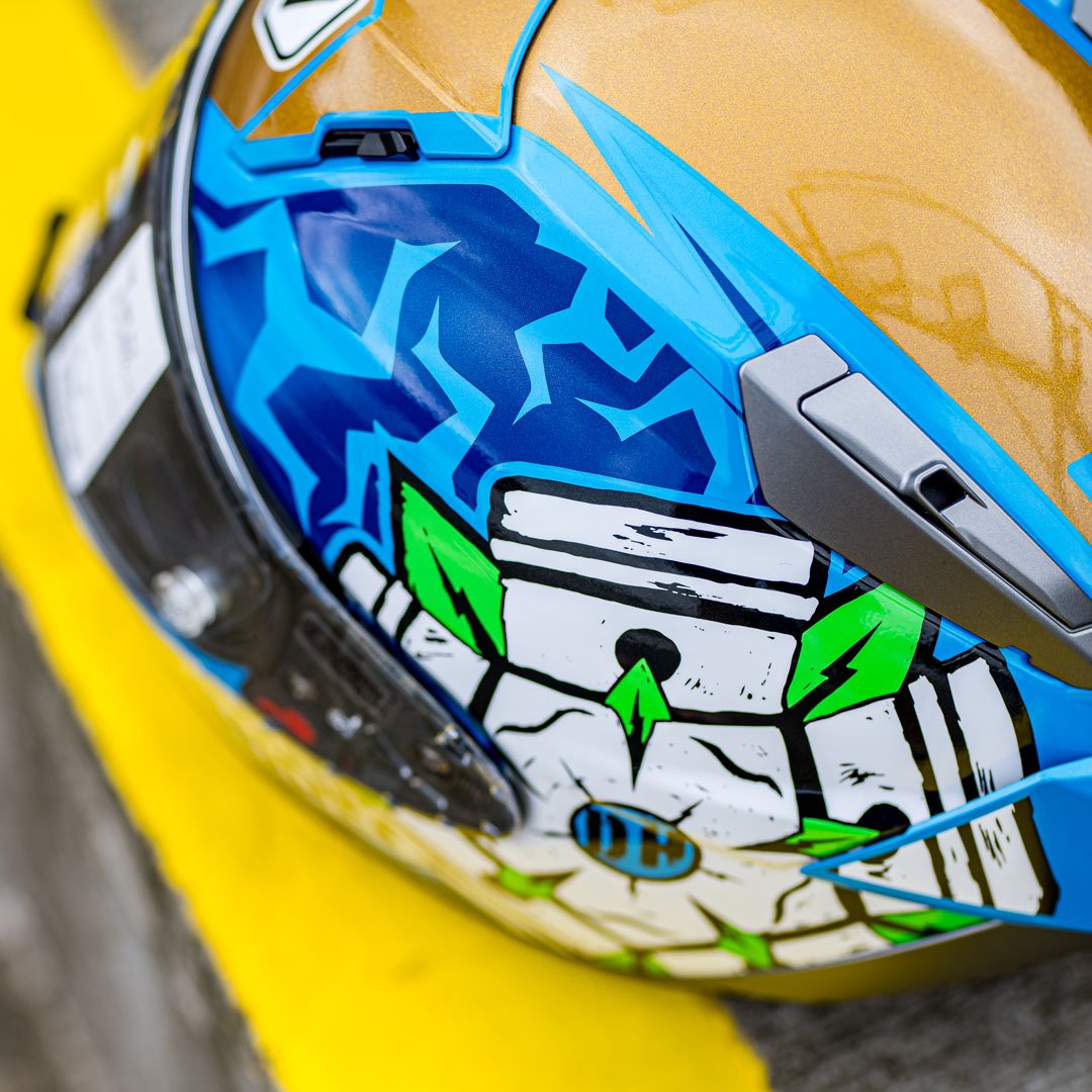 Shoei X-SPR Pro Harrison TC-2 Helmet - Image 6