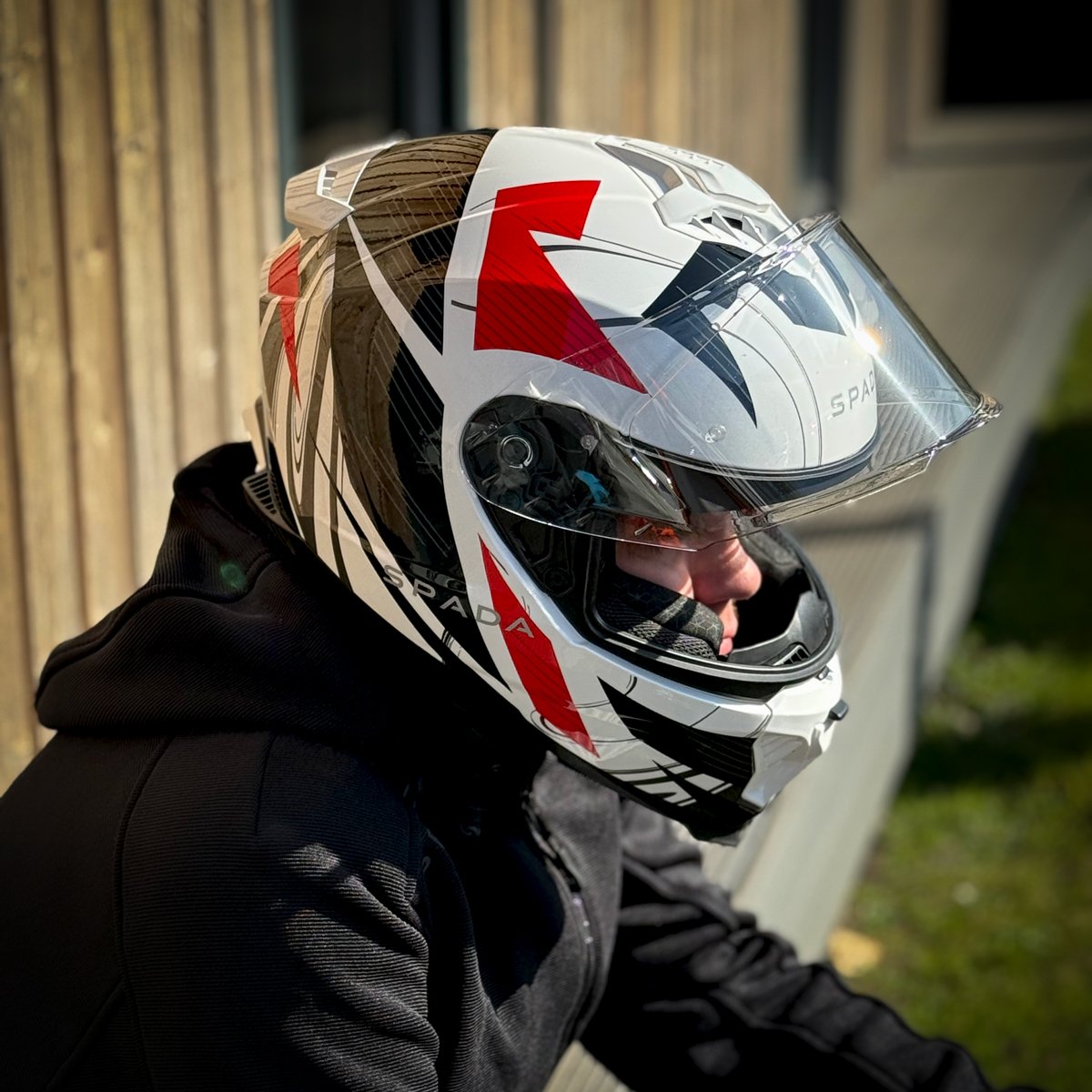Spada SP18 Strike White/Black/Red Helmet - Image 4