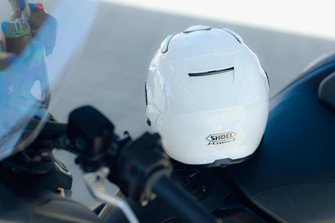 Shoei J-Cruise 3 Matt Black Helmet - Image 11
